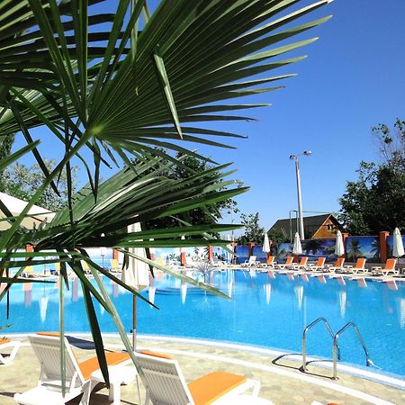 Grand-Marine Hotel & Spa Burlach'ya Balka Exterior photo
