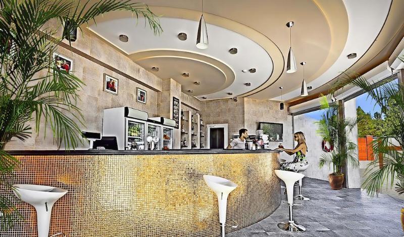 Grand-Marine Hotel & Spa Burlach'ya Balka Exterior photo
